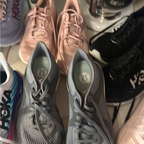 I have too many shoes and missed the return window on these $350 obo - Picture 4 of 4